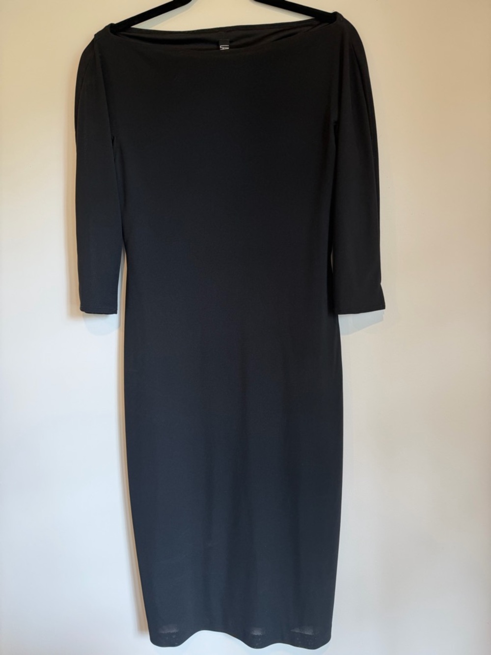 Laundry By Shelli Segal Black Boatneck Midi Sheath Dress